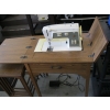 Image 1 : SINGER SEWING MACHINE IN CABINET