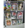 Image 2 : BINDER OF COLLECTABLE BASEBALL CARDS