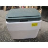 Image 5 : BADMINTON SET & COLEMAN COOLER