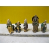 Image 1 : 5 CHINESE MUDMEN