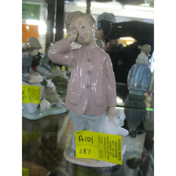 LADRO FIGURINE - BOY W/TEDDYBEAR