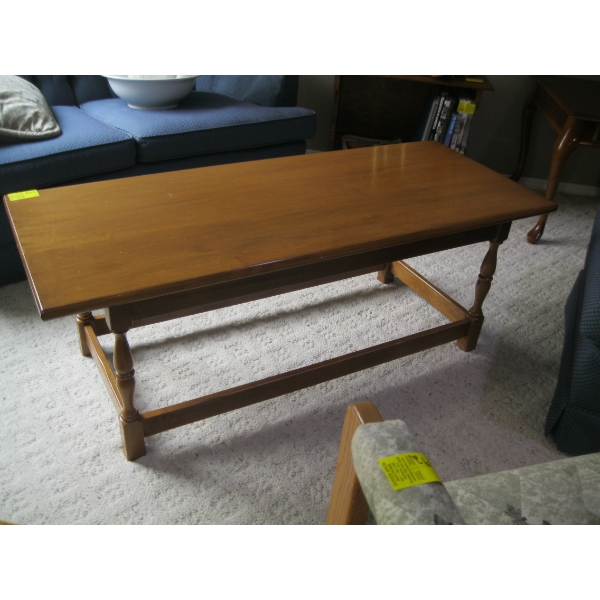 VILAS MAPLE COFFEE TABLE