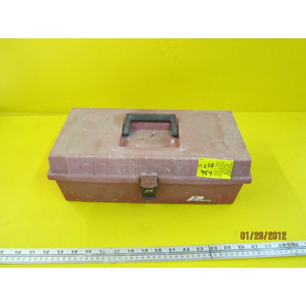 SM. RED TOOLBOX W/SCREWDRIVERS