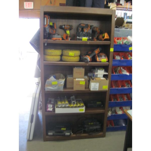 WOODEN SHELF UNIT