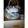 Image 1 : BOX OF ASIAN THEME DISHES
