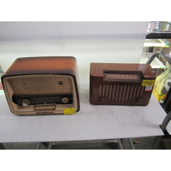 2 VINTAGE RADIOS