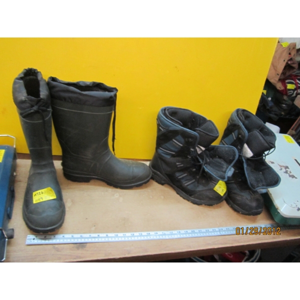 PAIR OF GUMBOOTS & PAIR OF WINTER BOOTS
