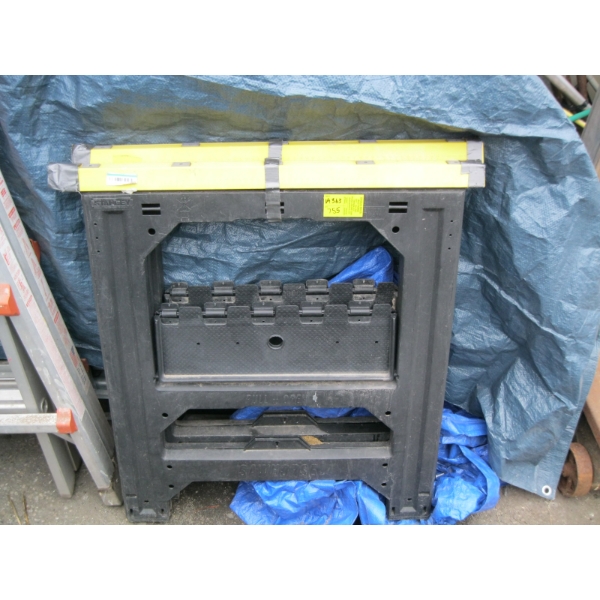 2 PLASTIC FOLD OUT SAWHORSES