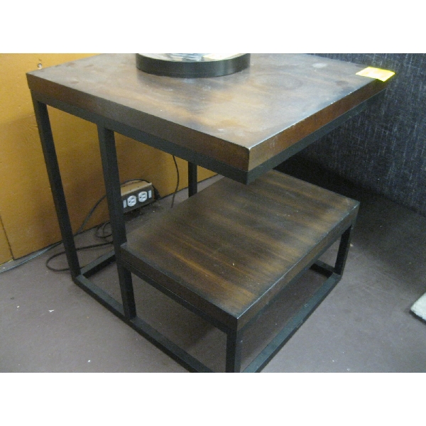 SINGLE METAL & WOOD ENDTABLE