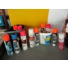 Image 1 : 2 CONTAINERS OF COLORED SPRAY PAINT