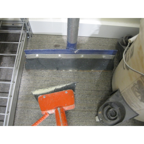 2 HANDLED FLOOR SCRAPERS