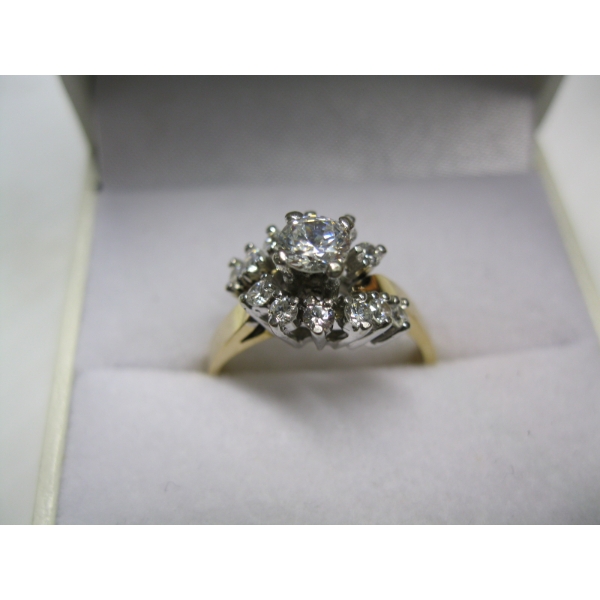 14KT YELLOW & WHITE GOLD LADIES CLUSTER RING W/A $2,275, SZ 7 1/2