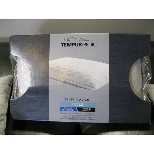 TEMPUR-PEDIC QUEEN PILLOW