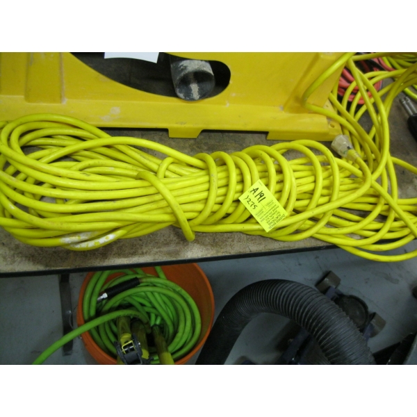 HEAVY DUTY LONG EXTENSION CORD