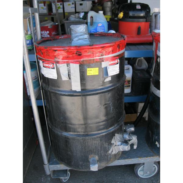 45 GALLON VACUUM DRUM W/ASST. HOSE