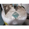 Image 2 : CAN W/R134A REFRIGERANT (PRETTY FULL) & A REFRIGERANT BOTTLE (PRETTY EMPTY)