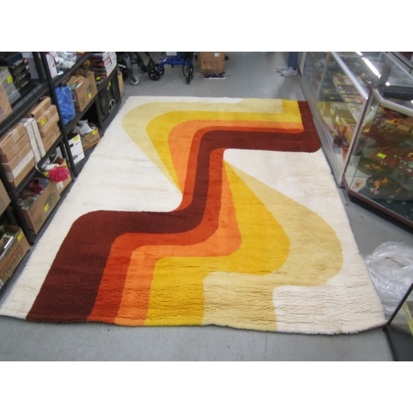 MCM SHAG CARPET, APPROX. 8'X10 OR 12'