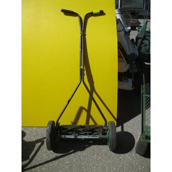 PUSH LAWNMOWER