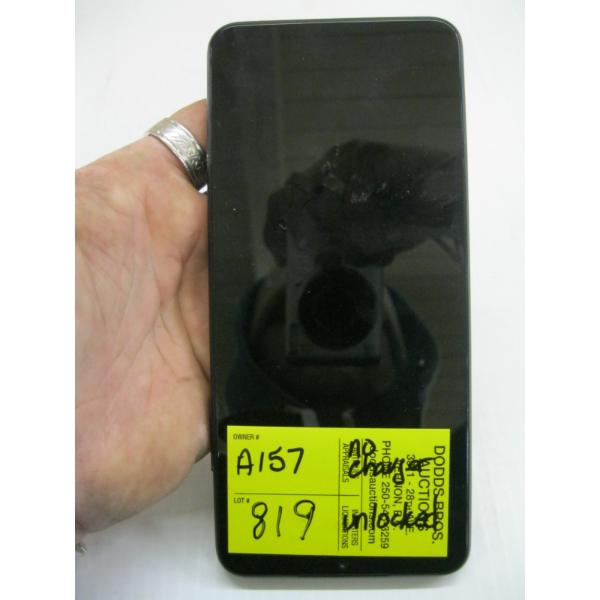 SAMSUNG CELLPHONE - NO CHARGER - UNLOCKED