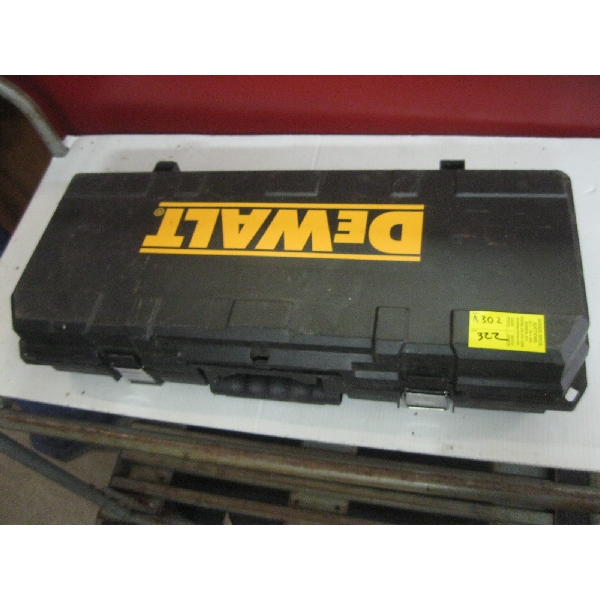 DEWALT RECIPROCATING SAW