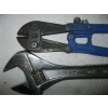 Image 2 : SET OF BOLT CUTTERS & A HEAVY DUTY 15" CRESCENT WRENCH