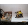 Image 1 : BLACK & DECKER CIRCULAR SAW & 3 BUNDLES OF COMBINATION WRENCHES