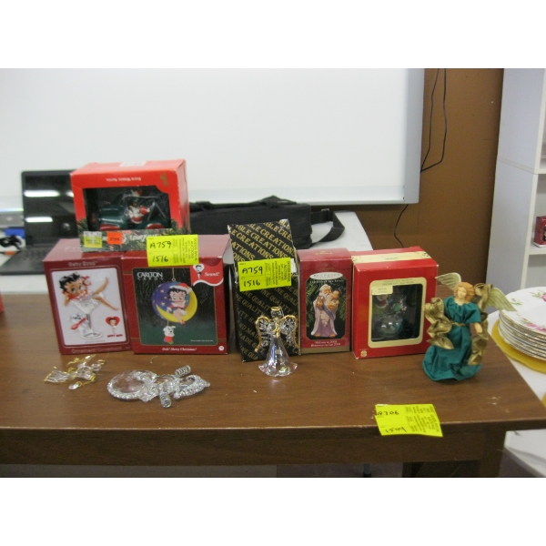 ASST. KEEPSAKE HALLMARK CHRISTMAS TREE ORNAMENTS