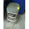 Image 2 : SMALL STEP STOOL