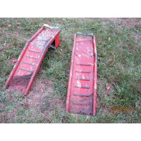 PAIR OF CAR RAMPS