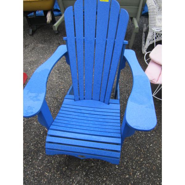 BLUE HEAVY PLASTIC CHAIR