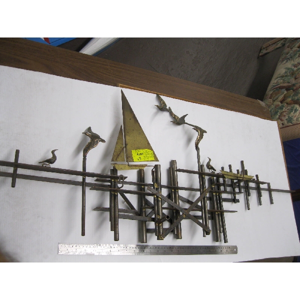 DECORATIVE METAL ART DECCO WALL HANGING