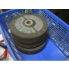 Image 4 : 2 BOXES OF MISC. 7" GRINDING/CUTTING DISCS & ASST. TOOLS