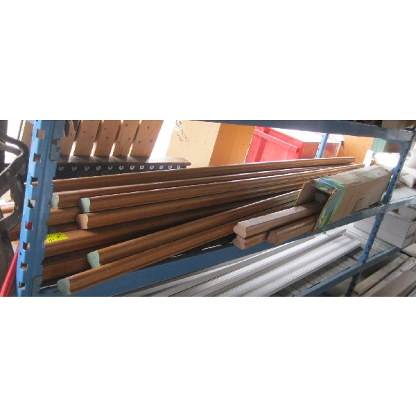 LG. LOT OF OAK STAIR RAILING PIECES