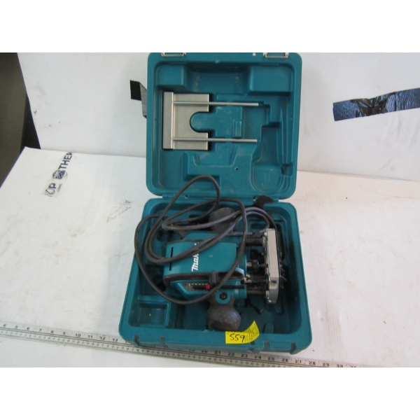 MAKITA ROUTER IN CASE
