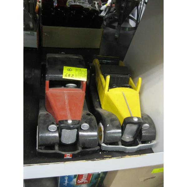 2 WOODEN CARS