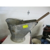 Image 1 : COAL SKUTTLE W/SHOVEL