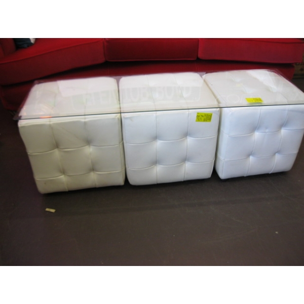 3 STOOL GLASS STOPPED COFFEE TABLE