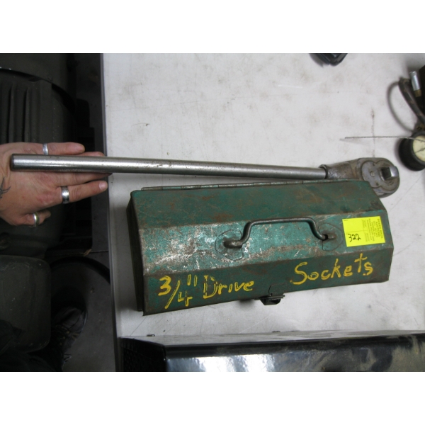 3/4" DRIVE SOCKET SET W/RATCHET & EXTENSIONS