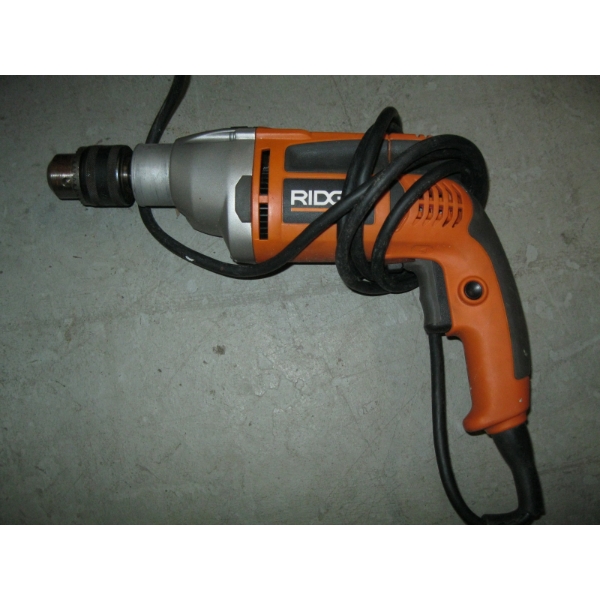 HEAVY DUTY RIGID 1/2" HAMMER DRILL W/ASST. BITS