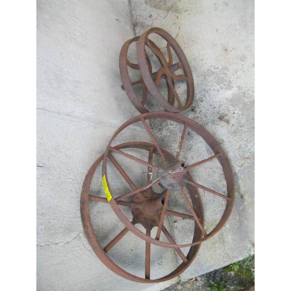 4 METAL WHEELS
