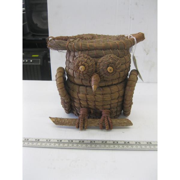 COUSHATTA LG. OWL PINE NEEDLE WOVEN BASKET