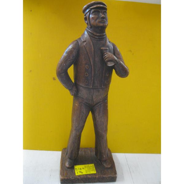 LG. FIGURINE