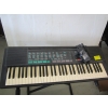 Image 2 : YAMAHA ELECTRIC KEYBOARD W/STAND