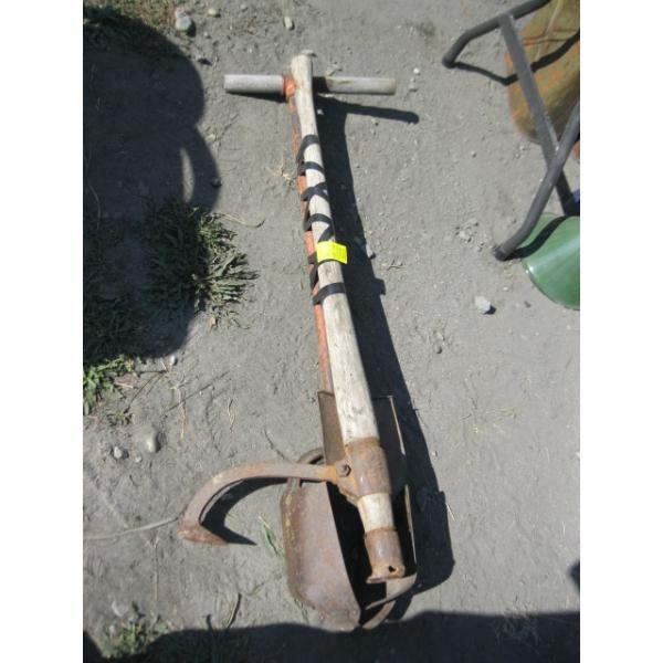 POST HOLE AUGER, SHOVEL & PV