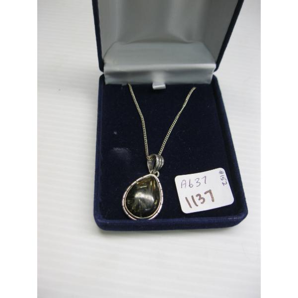 SILVER PENDANT & CHAIN