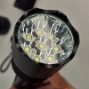 Image 5 : 4 - LED FLASHLIGHTS W/ONE BATTERY CHARGER