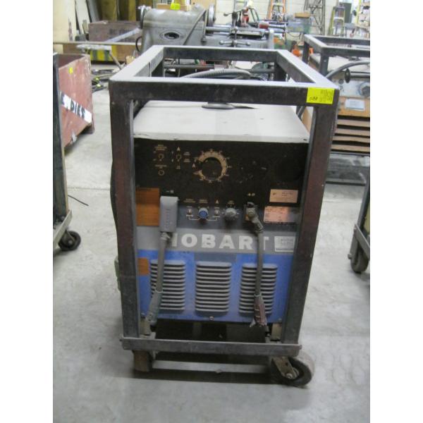 HOBART MEGA ARC 400 WELDER ON CART ON CASTORS