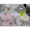 Image 4 : 12 TEACUPS & SAUCERS