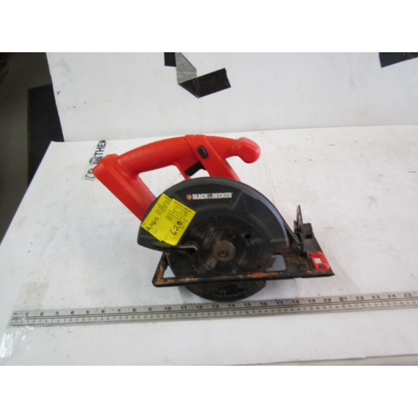BLACK & DECKER SKILL SAW