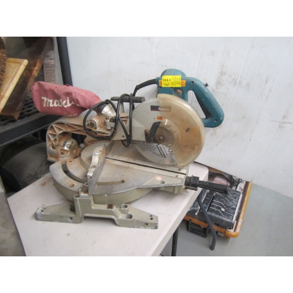 SLIDING COMPOUND MITER SAW